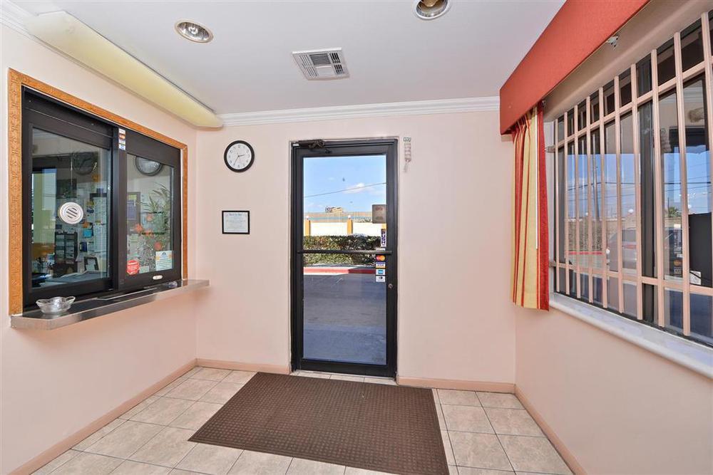 Americas Best Value Inn Houston Heights At I-45 מראה פנימי תמונה