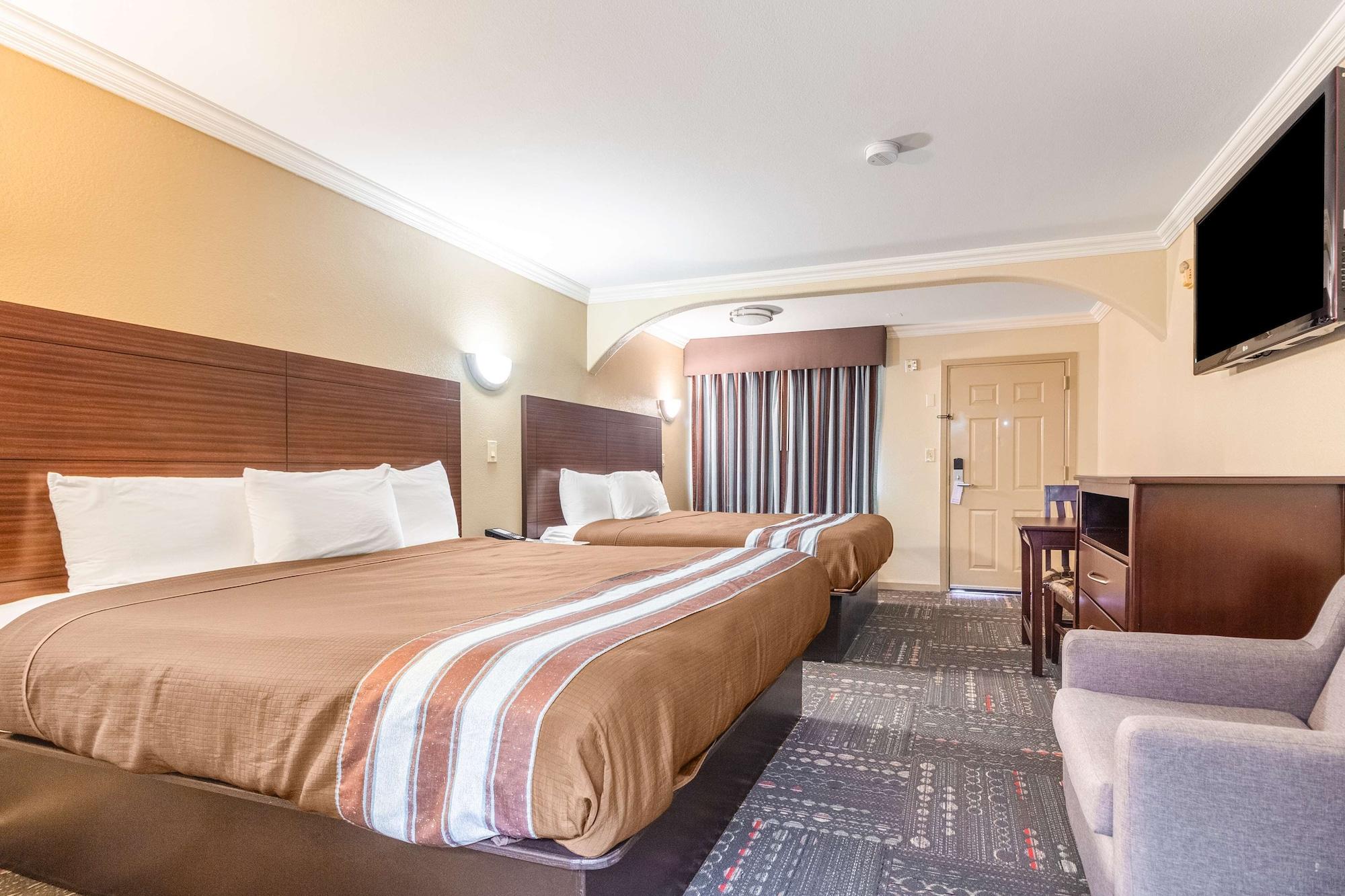 Americas Best Value Inn Houston Heights At I-45 מראה חיצוני תמונה