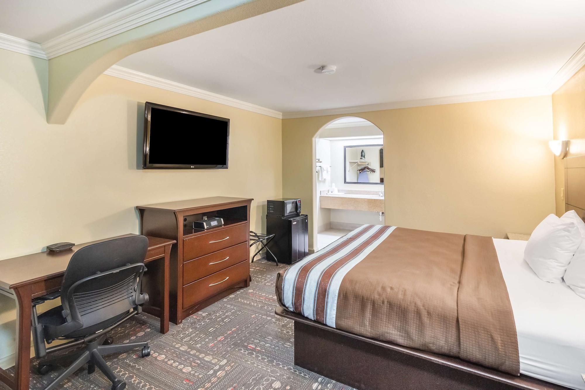 Americas Best Value Inn Houston Heights At I-45 מראה חיצוני תמונה