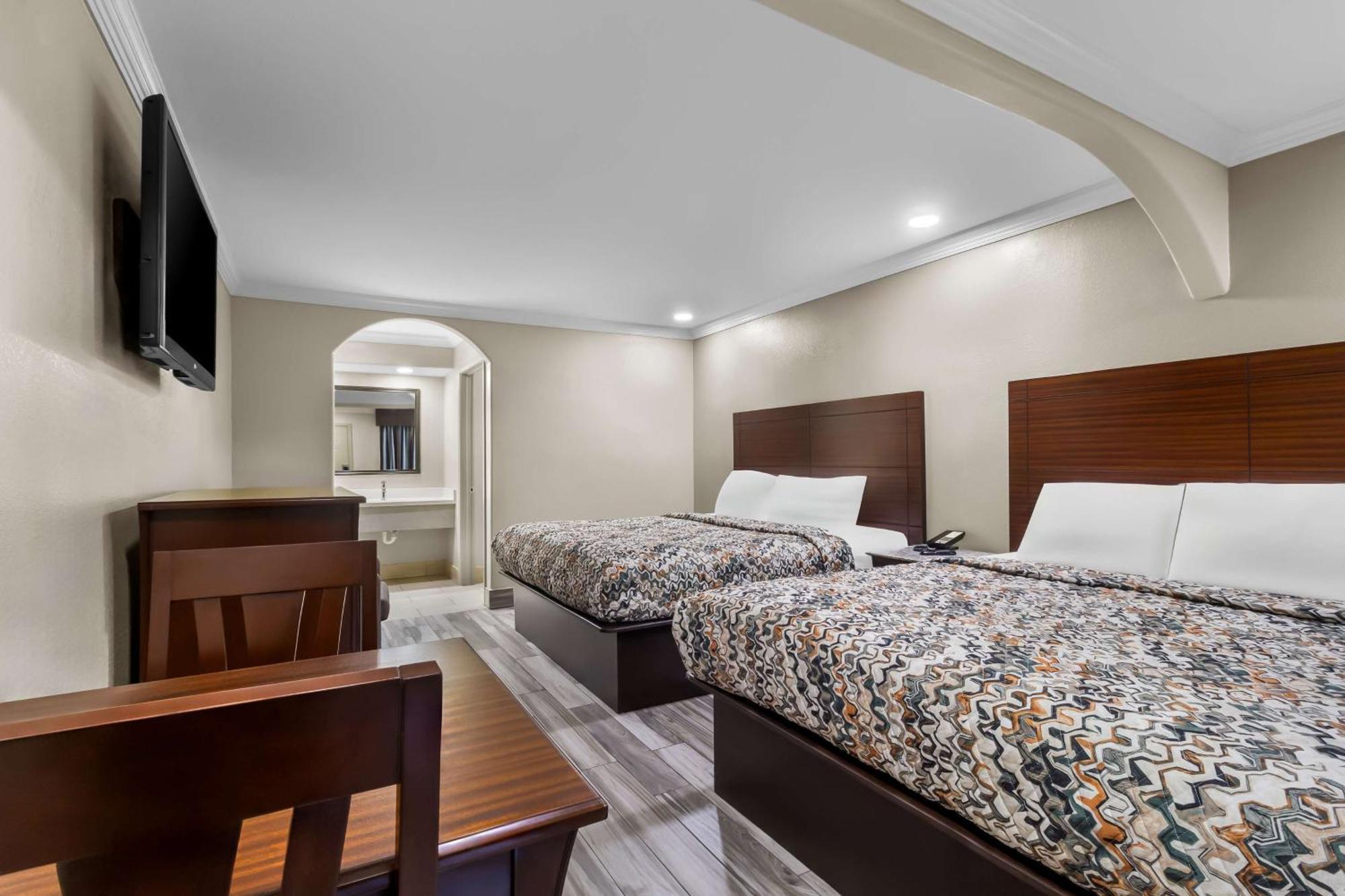 Americas Best Value Inn Houston Heights At I-45 מראה חיצוני תמונה