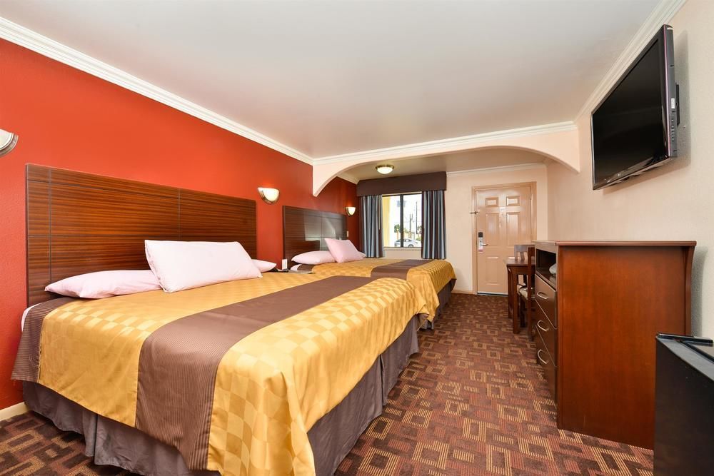 Americas Best Value Inn Houston Heights At I-45 מראה חיצוני תמונה